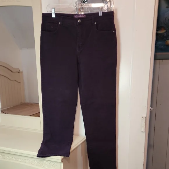 Gloria Vanderbilt Amanda Women's Purple Jeans - Picture 1 of 9